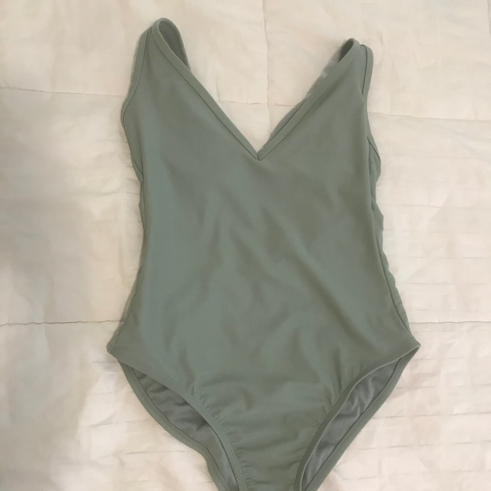 Kona Sol Sage green swimsuit M